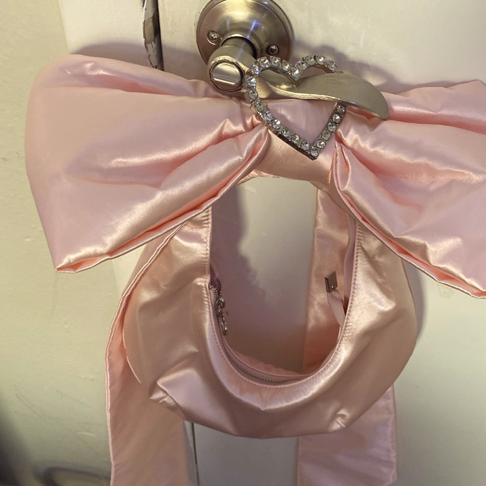 Cute bow heart bag